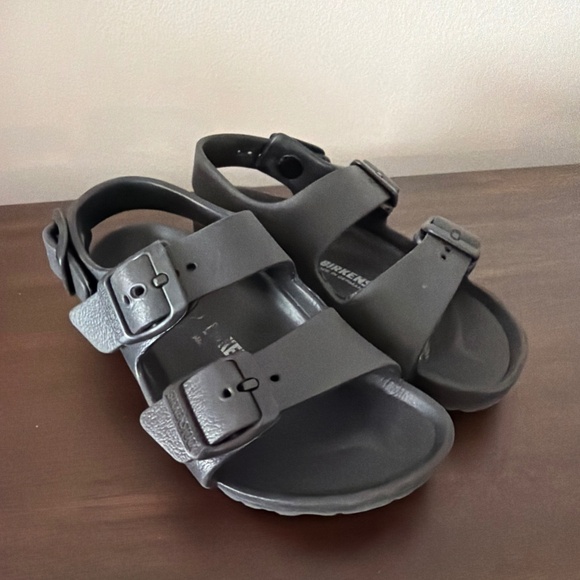 Birkenstock Black Rubber Kids Sandals 2 Straps Size 27 (youth 9-9.5) - Picture 1 of 10